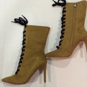 CAPE ROBBIN GIGI HIGH HEEL CALF HIGH BOOTS OLIVE COLOR SIZE 9